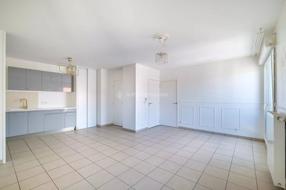 EXCLUSIVITE- T2 de 48 m² -VILLEURBANNE-MEDIPOLE