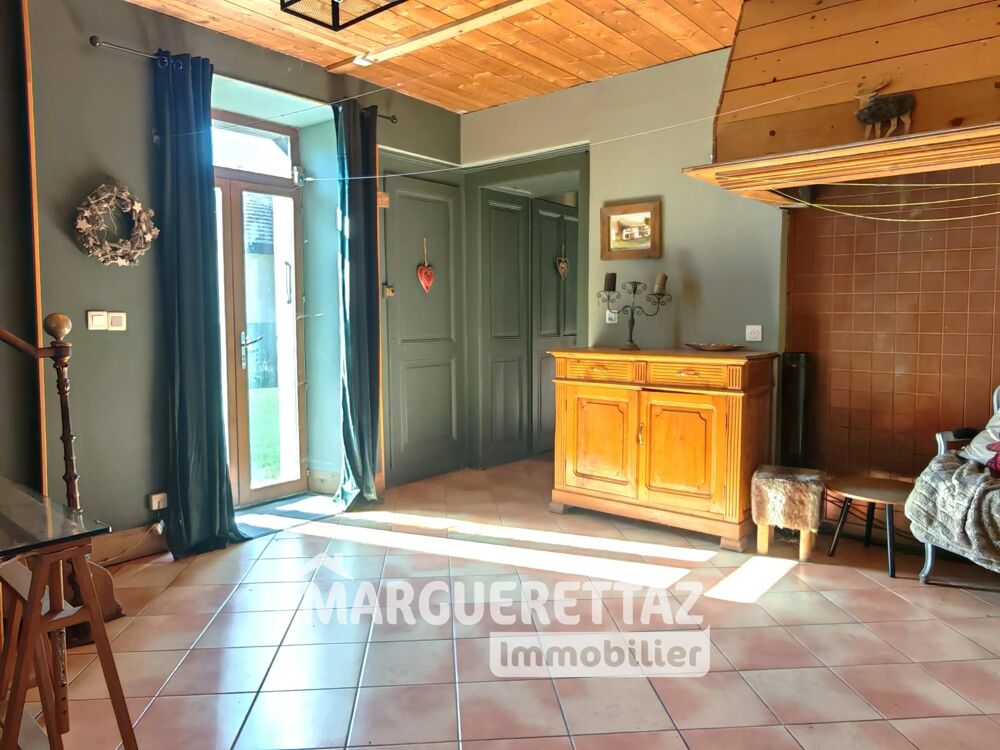 Vente Maison Maison mitoyenne 7 pièces avec jardin – TANINGES Taninges