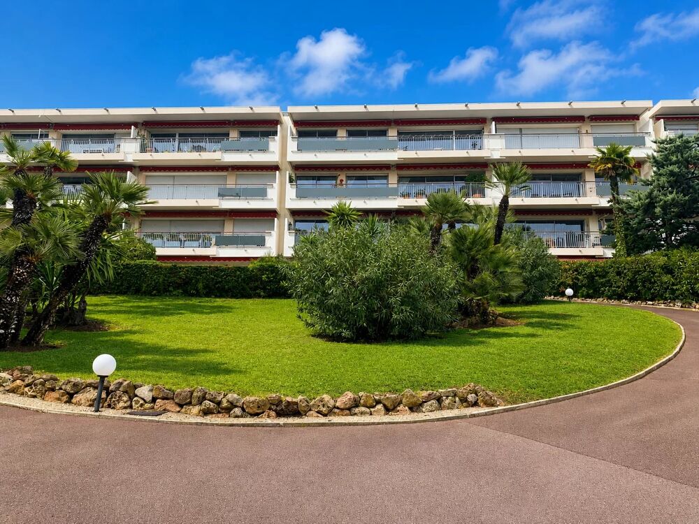 Cannes Tassigny - appartement 4p 110 m2 - dernier étage - piscin