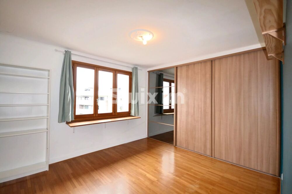 Location appartement de type 4 bis à Annecy centre