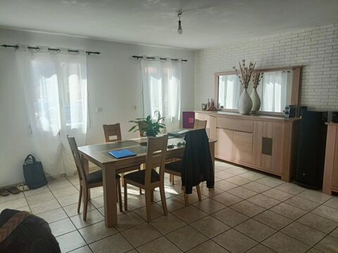   A louer, maison 4 chambres ! Maison - 5 pice(s) - 109 m