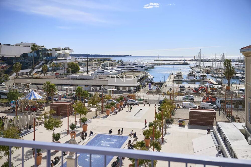 Vente Appartement Cannes, 4 pièces rénové avec balcon et vue mer, avant dernier ét Cannes