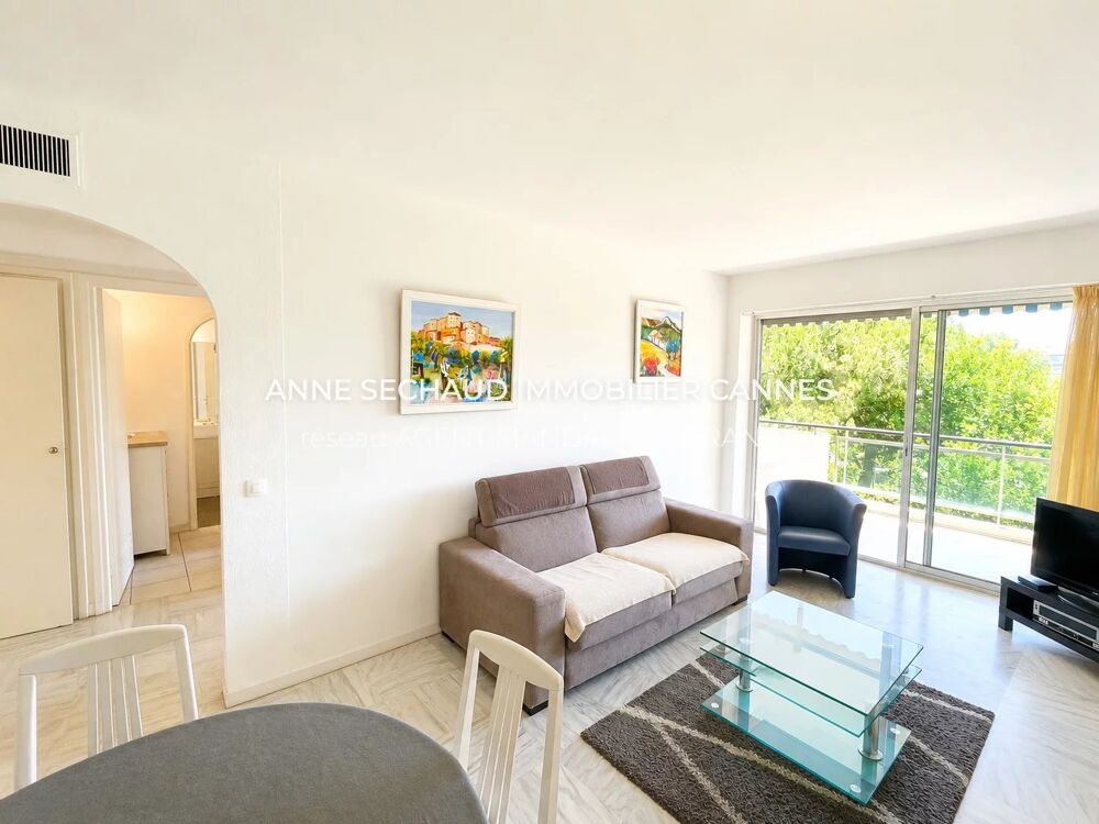 EXCLUSIVITÉ  CANNES, PLAGES DU MIDI  SUPERBE 2 PIÈCES EN FRONT