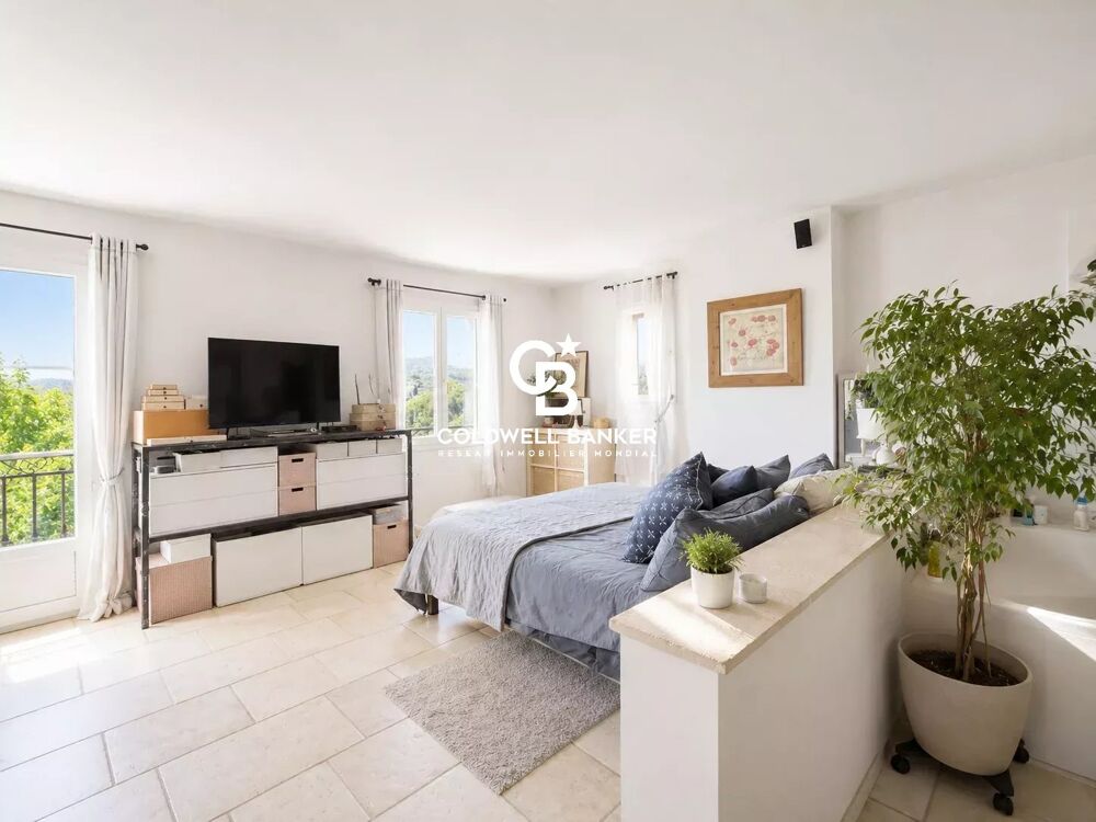 à vendre  Villa Cavalaire-sur-Mer (83240)