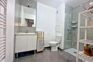  Appartement à louer 2 pièces 41 m²
