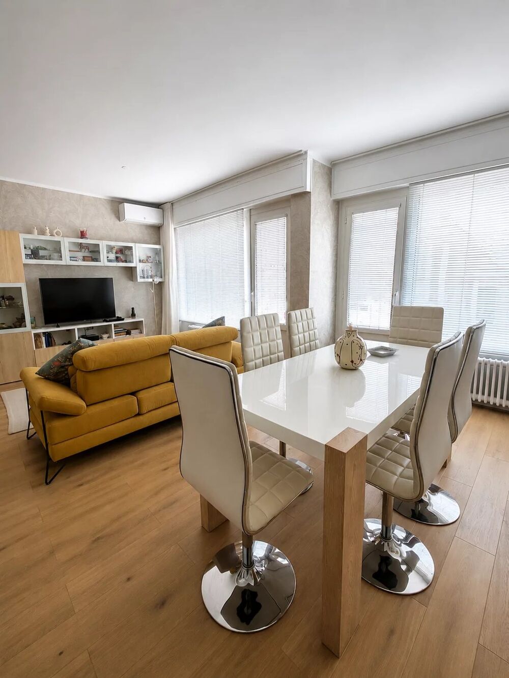 ANNECY  HYPER-CENTRE | ÉLÉGANT APPARTEMENT T4 DE 104 M²  ADRES