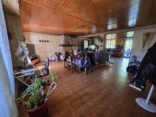  Maison  vendre 6 pices 164 m