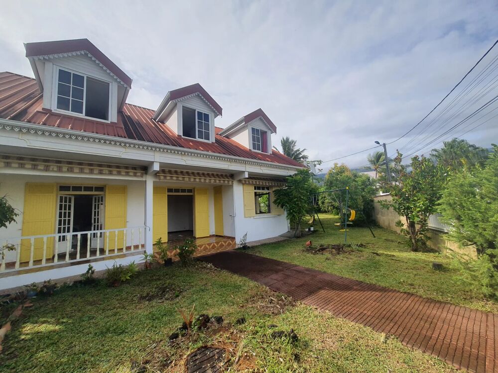Location Maison Villa - 5 pièces - 135 m² Sainte-marie