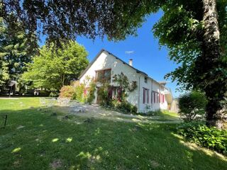  Maison à vendre 15 + pièces 412 m²