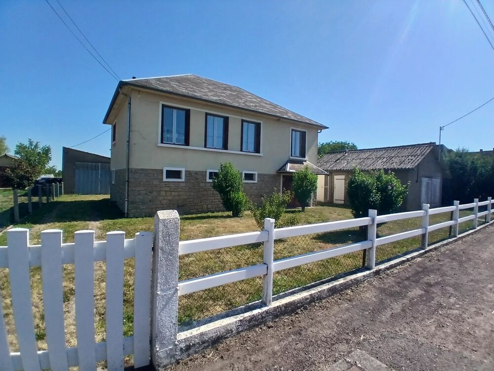 A Cercy La tour Maison sur sous sol complet