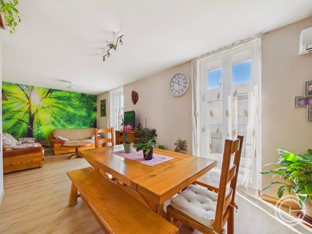Vente Maison MAISON 5 pièces 144 m² avec terrasse + STUDIO - MAGNAN - NICE Nice