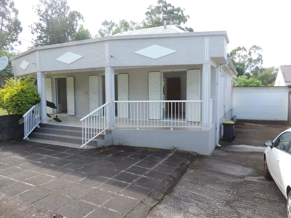 Location Maison A LOUER VILLA DE TYPE F4 AU 17eme KM Le tampon
