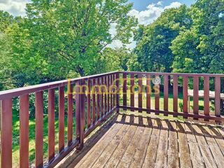  Maison  vendre 9 pices 330 m