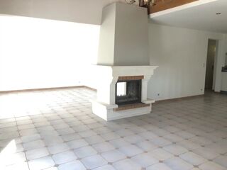  Maison � vendre 7 pi�ces 205 m�