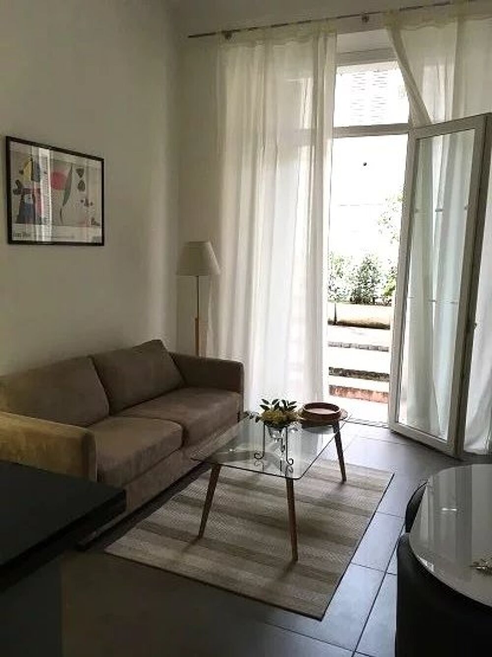 Location Appartement Deux pièces de 42m² avec terrasse de 20m² et parking Cannes