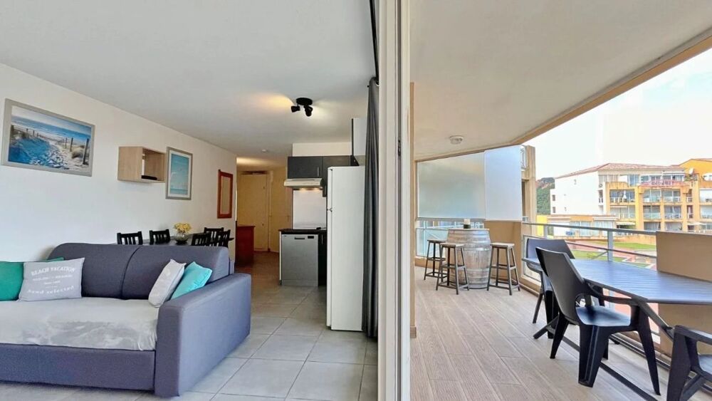 Location Appartement Trois pièces meublé de 40m² avec terrasse de 14m² et un parking Théoule-sur-mer