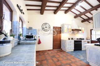  Maison à vendre 13 pièces 422 m²