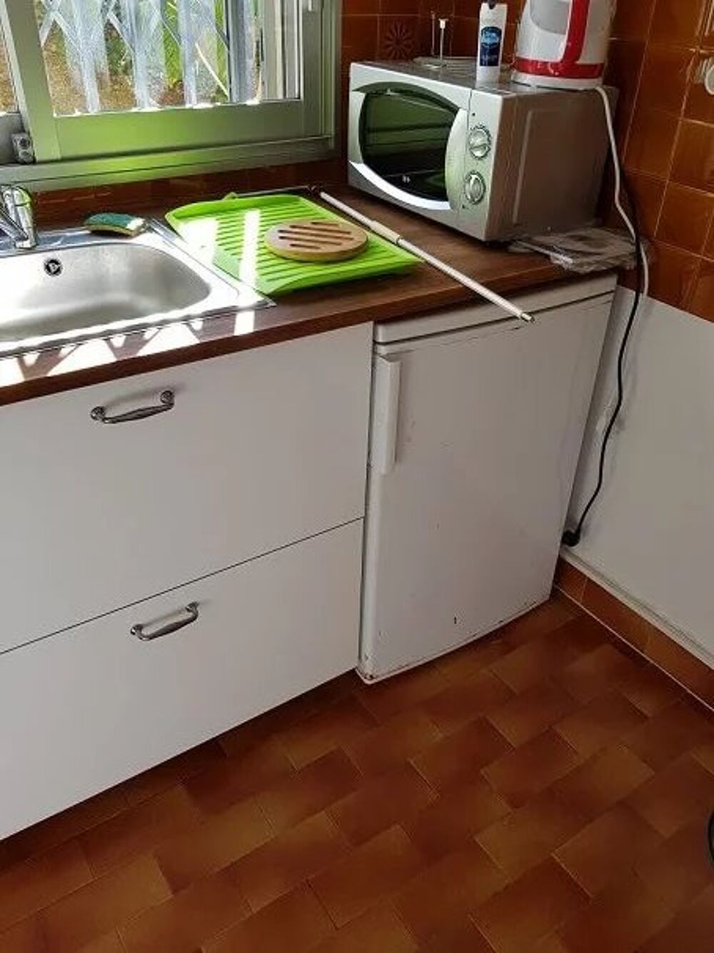 Location Appartement F1 de 30m² avec cave et parking Le cannet