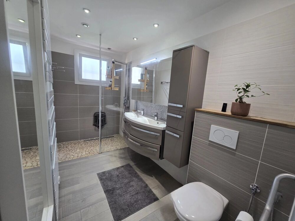 Vente Maison MAISON DE PLAIN-PIED 132 M² – ÉTAGE AMÉNAGEABLE Saint-alban