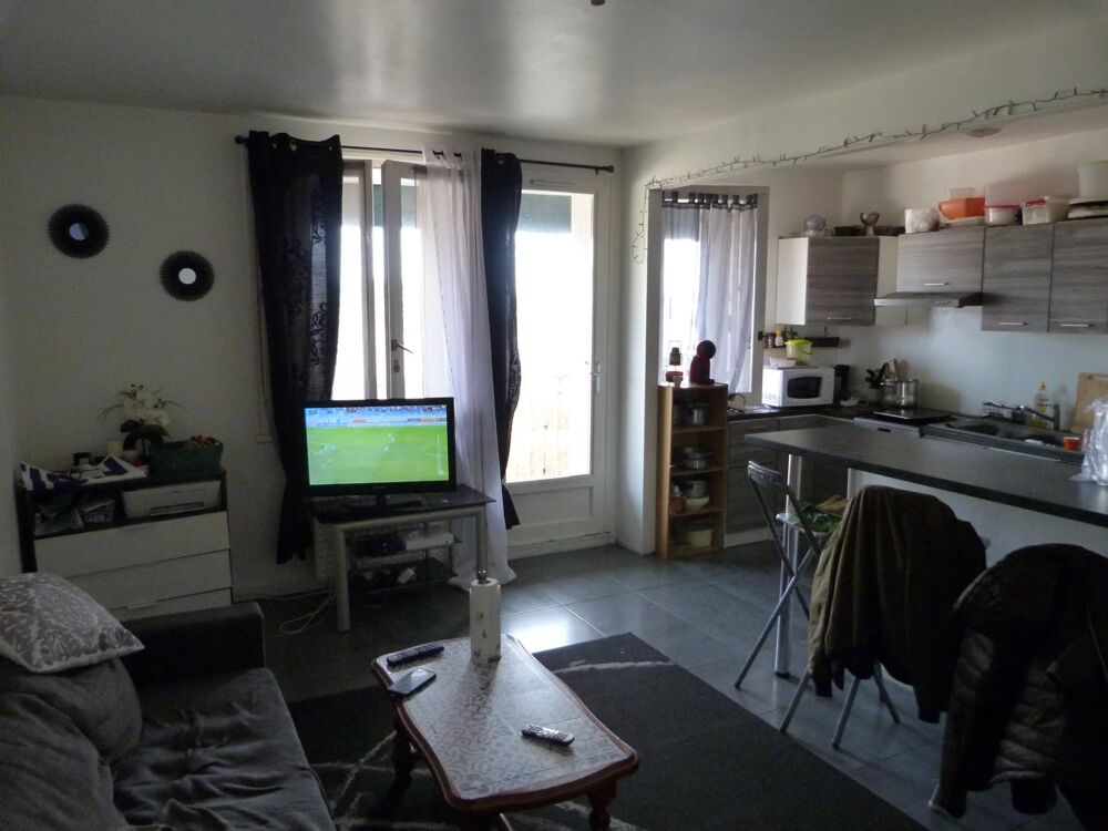 Location Appartement Vierzon : Centre -ville - Appartement T.3 – 63 M² Vierzon