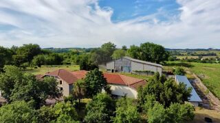 Maison 5 pièces 120 m² · à Cassagnabère-Tournas · 120 m² · 230 000 €