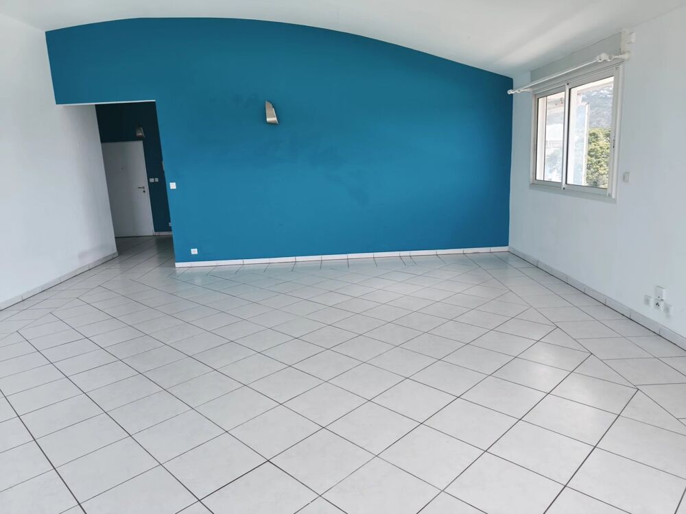 Appartement - 3 pièces - 120 m²
