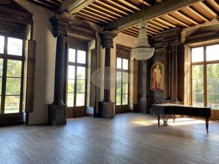  Propriété/château à vendre 15 + pièces 2000 m²