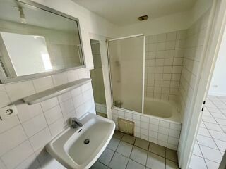 Appartement à louer 1 pièce 34 m²