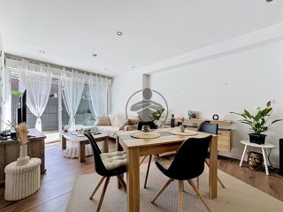  Immeuble à vendre 6 pièces 222 m²