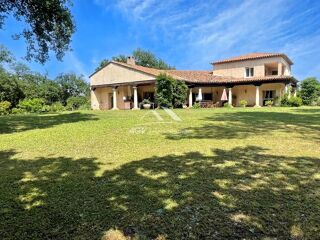  Maison � vendre 8 pi�ces 233 m�