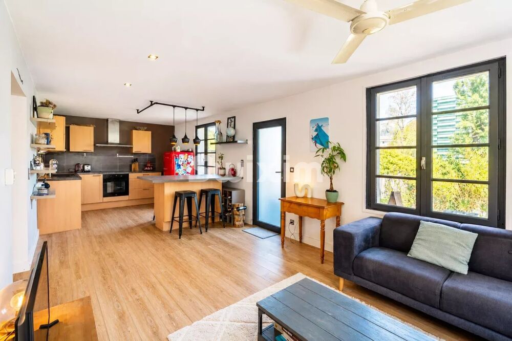 Annecy  Appartement T5 rénové avec terrasse  Garage en option