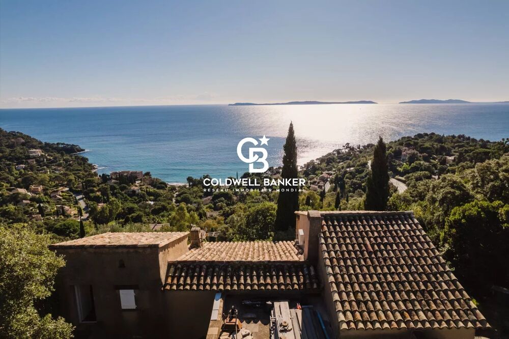 � vendre  Maison Rayol-Canadel-sur-Mer (83820)