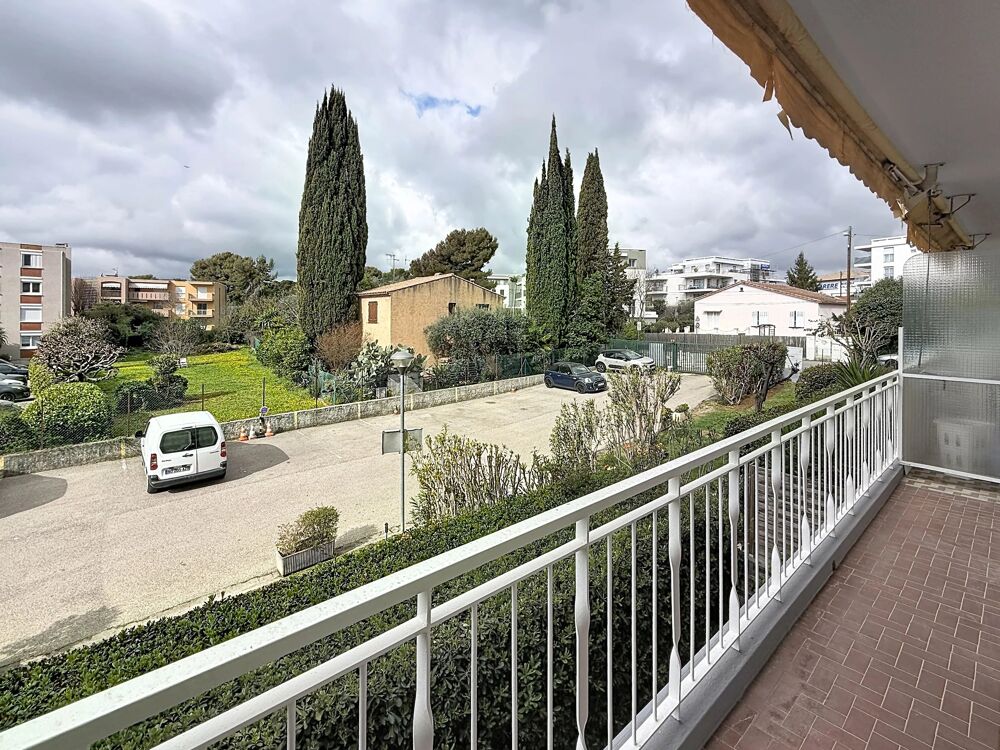 Vente Appartement Grand 2 Piéces les Colombiers de m² avec cave et Parking Extérie Le cannet
