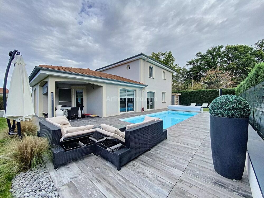 Maison 7 pièces 144 m² · à Riorges · 144 m² · 420 000 €