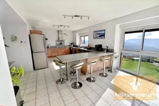  Maison � vendre 215 m�