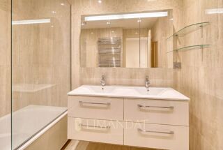  Appartement à louer 2 pièces 68 m²