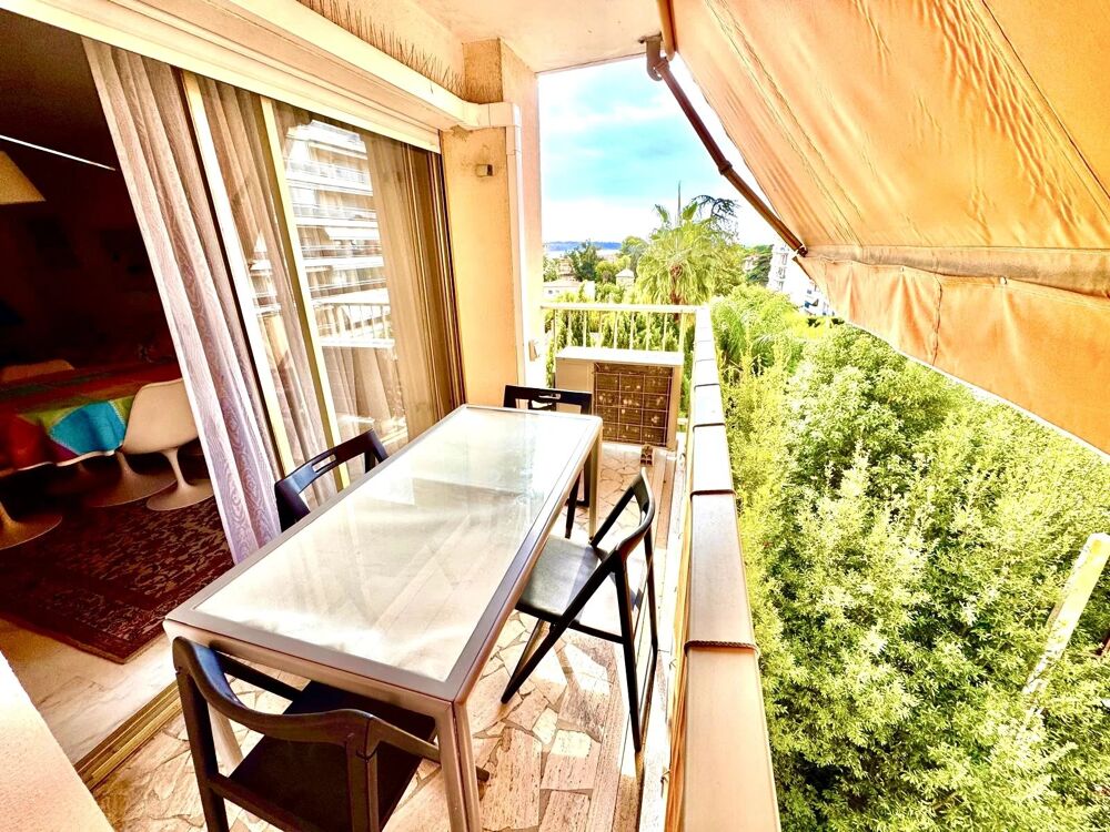 Vente Appartement Cannes basse Californie, 3 p à rafraichir cave et garage Cannes