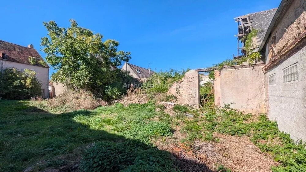 ROUVRAY, centre-ville, 300 m² à rénover, terrain clos
