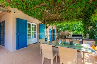  Villa � vendre 7 pi�ces 230 m�