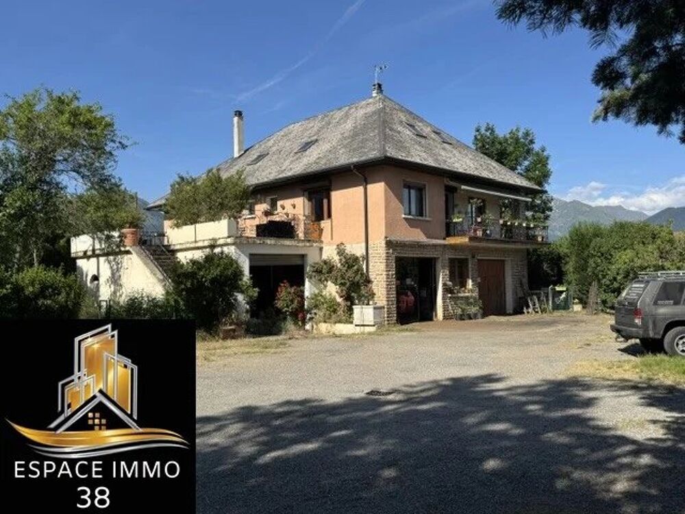 Maison 6 pièces 222 m² · à La Mure · 222 m² · 379 000 €