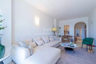 Vente Appartement Promenade des Anglais, Superbe 3 pièces avec vue mer sur la Prom Nice