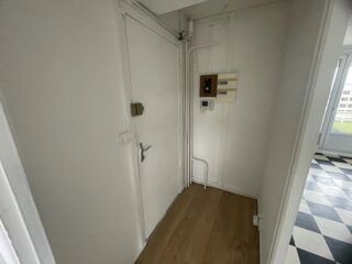  Appartement à louer 3 pièces 53 m²