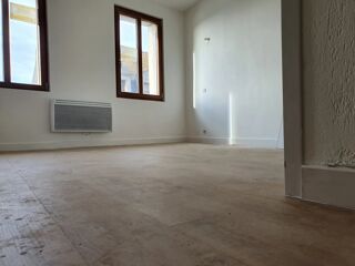  Appartement à louer 1 pièce 43 m²