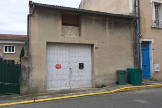 Parking / Garage à louer 60 m²