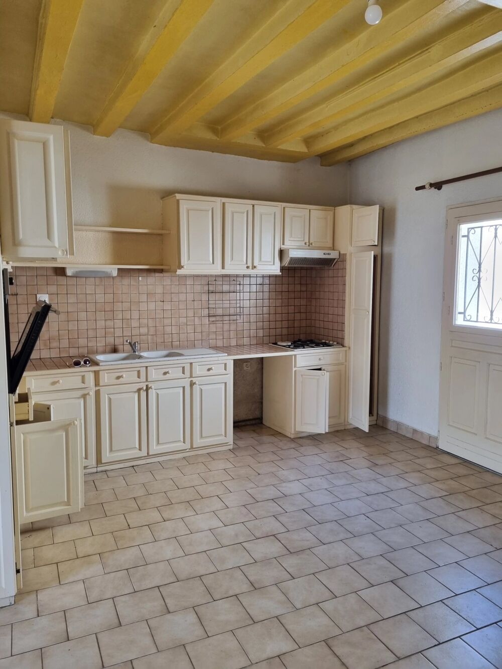 EXCLUSIVITÉ - MAISONS MITOYENNES EN CENTRE VILLAGE