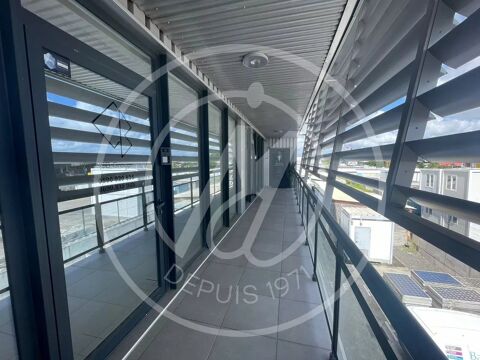 Local commercial 2362 97122 Baie-mahault