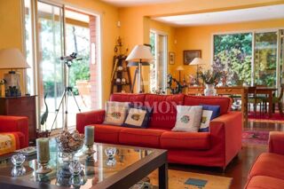  Villa � vendre 8 pi�ces 300 m�