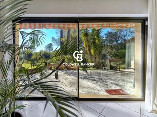  Villa à vendre 8 pièces 405 m²