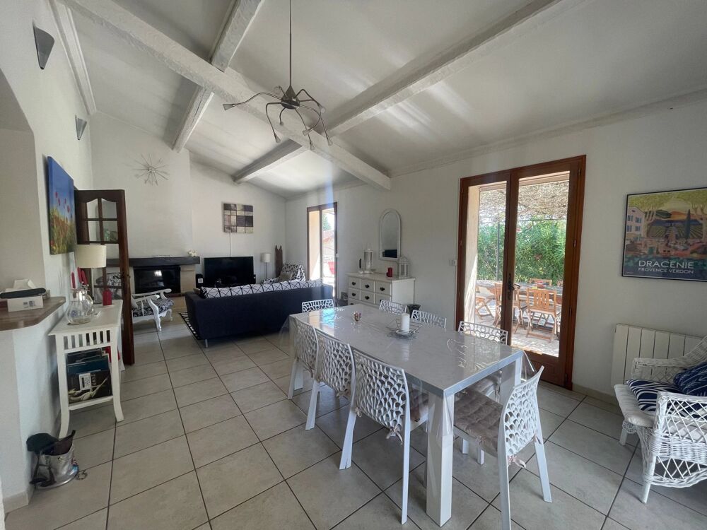 EXCLUSIVITÉ - VILLA AVEC 115,78 M² HABITABLES ET 165,04 M² DE TE