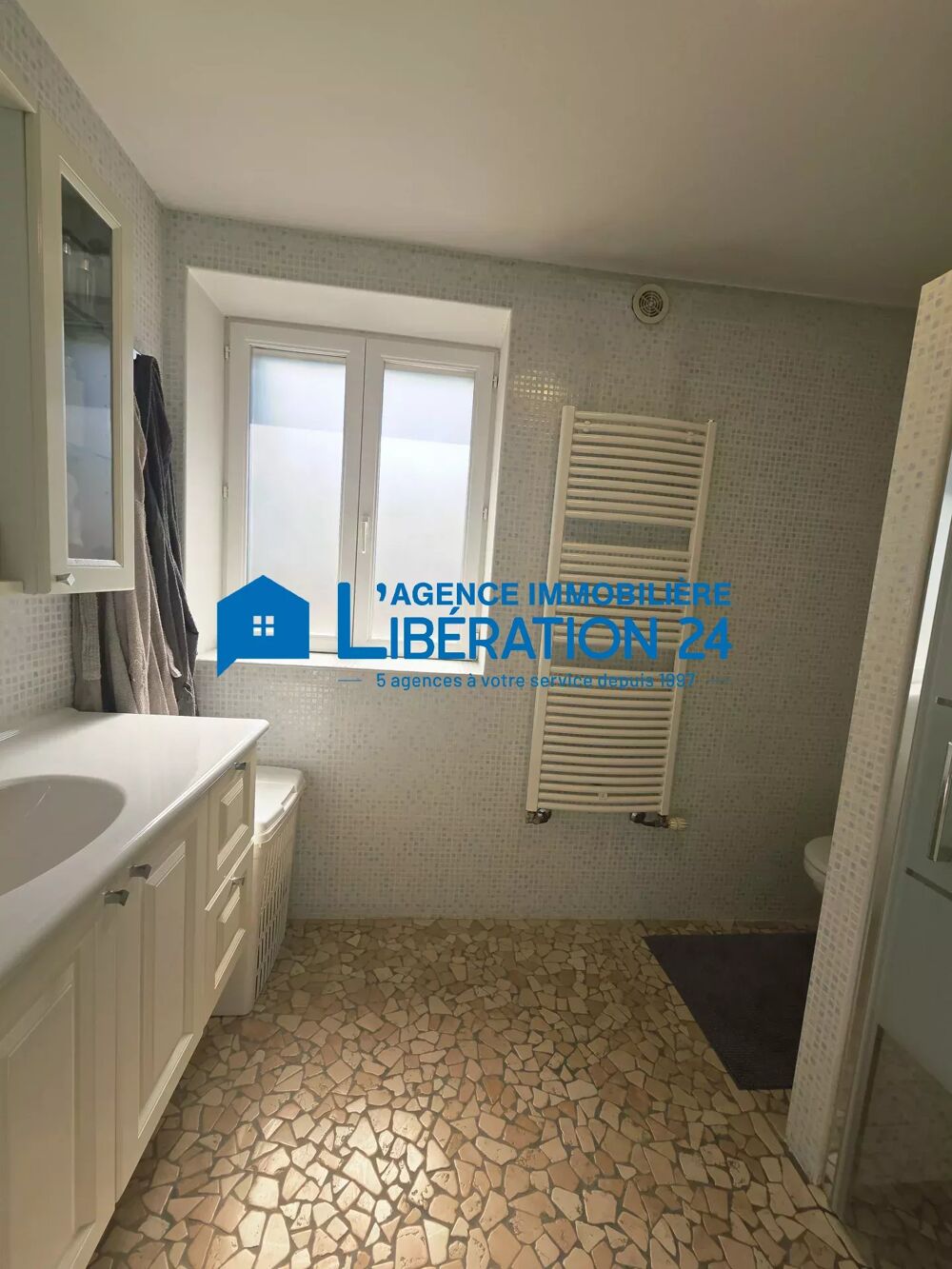 Vente Maison Maison 135m² avec piscine sur 2215m² Genilac